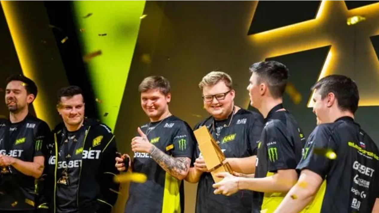 队的比赛中 队的比赛中