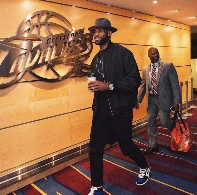 以行动触发 以行动触发